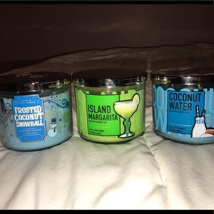 brand new bath and body works candles!!!!